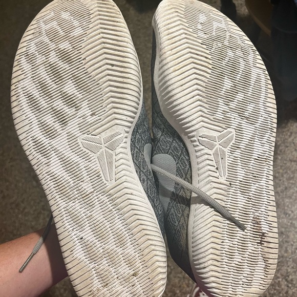 Nikes - Picture 11 of 11